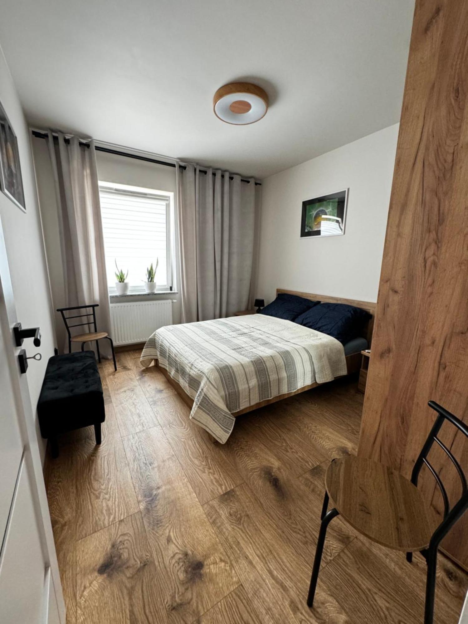 Apartament Z Tarasem 23 ブンツラウ エクステリア 写真